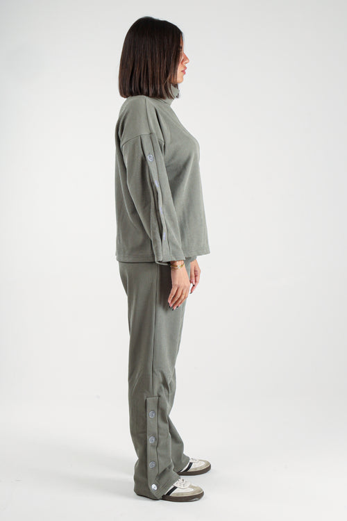 Ribbed Button-Detail Set